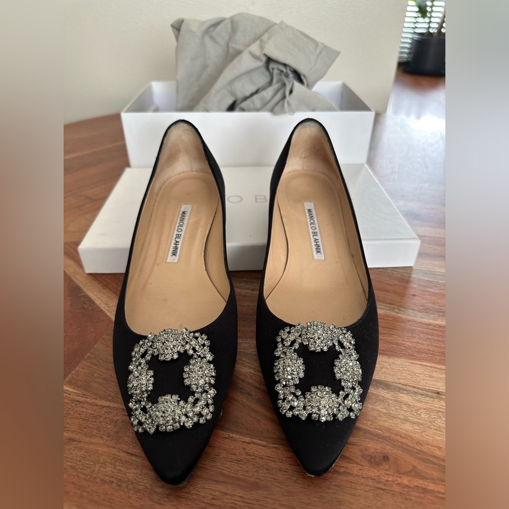 Manolo Blahnik Black Flat Size 38